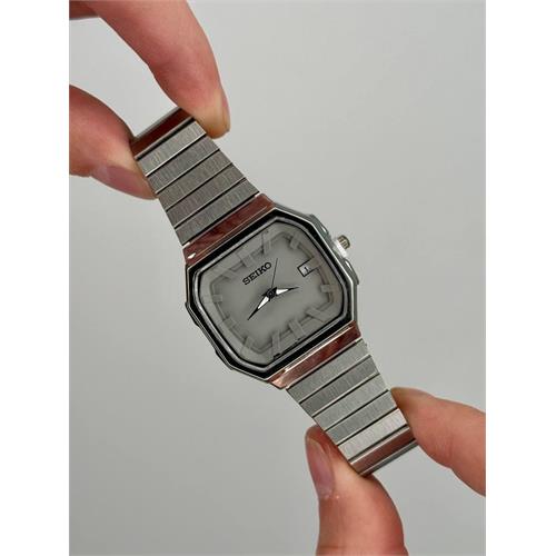 ساعت سیکو مردانه بند نقره ای صفحه خاکستری - کد 368