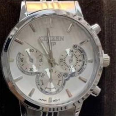 ساعت سیتیزن بند استیل نقره ای صفحه سفید زنانه - کد 272
