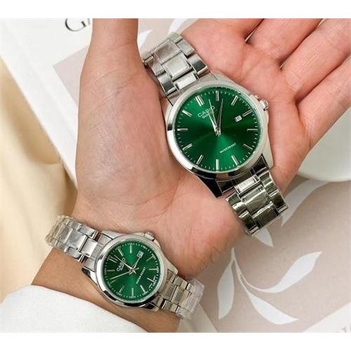 ست ساعت کاسیو نقره ای صفحه سبز